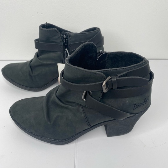 Blowfish NWT No Box Black Heeled Boots with Chunky Heel - Picture 5 of 7